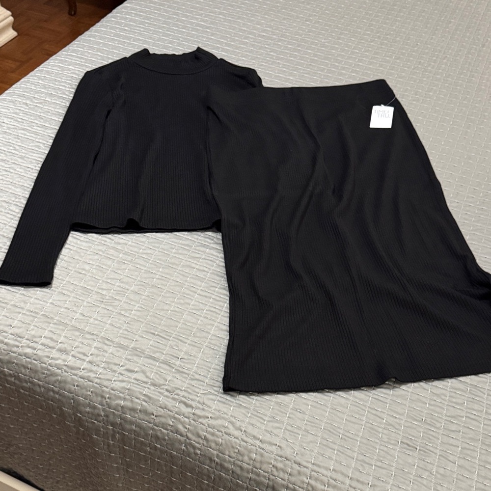 Time and Tru Black Skirt Set